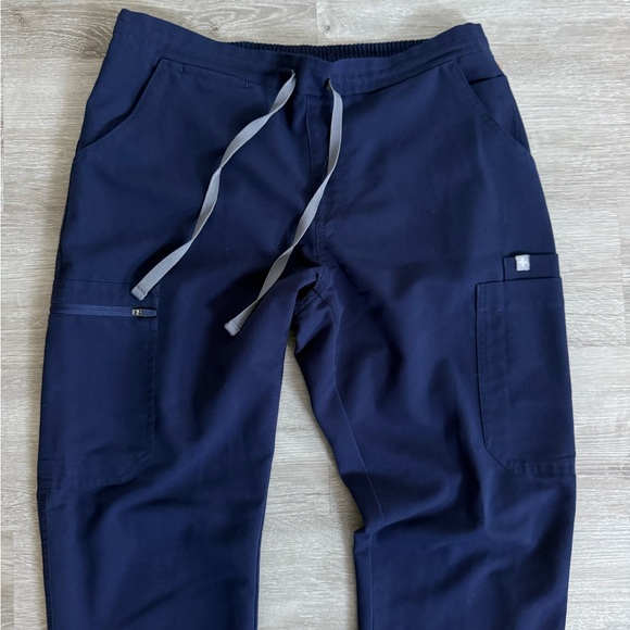 Figs Technical Collection Scrub Pants Navy - Picture 2 of 8